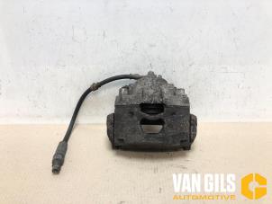 Used Front brake calliper, right Opel Vectra C 1.8 16V Price € 70,00 Margin scheme offered by Van Gils Automotive