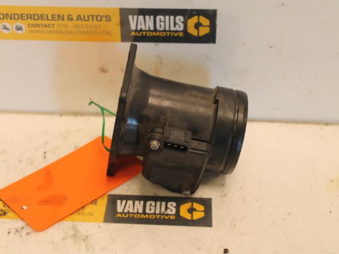Gebrauchte Luftmassenmesser Volkswagen Passat (3B2) 1.6 Preis € 30,00 Margenregelung angeboten von Van Gils Automotive