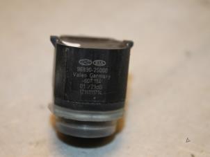 Used PDC Sensor Kia Sportage (SL) 2.0 CRDi 16V VGT 4x4 Price € 33,00 Margin scheme offered by Van Gils Automotive