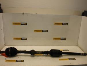 Used Front drive shaft, right Renault Master III (FD/HD) 1.9 dCi Price € 74,99 Margin scheme offered by Van Gils Automotive