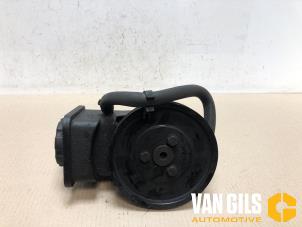 Used Power steering pump BMW 3 serie Touring (E46/3) 320d 16V Price € 60,00 Margin scheme offered by Van Gils Automotive