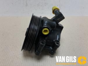 Used Power steering pump Ford Focus 1 Wagon 1.8 TDdi Price € 60,00 Margin scheme offered by Van Gils Automotive
