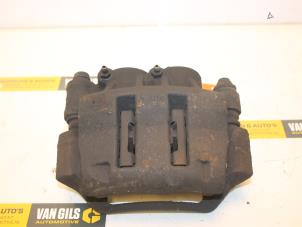 Used Front brake calliper, right Renault Master III (FD/HD) 1.9 dCi Price € 70,00 Margin scheme offered by Van Gils Automotive