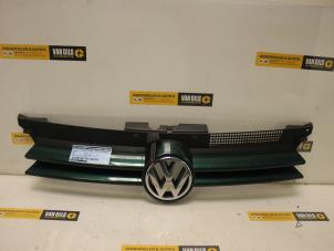 Usagé Calandre Volkswagen Golf IV (1J1) 1.4 16V Prix € 40,00 Règlement à la marge proposé par Van Gils Automotive