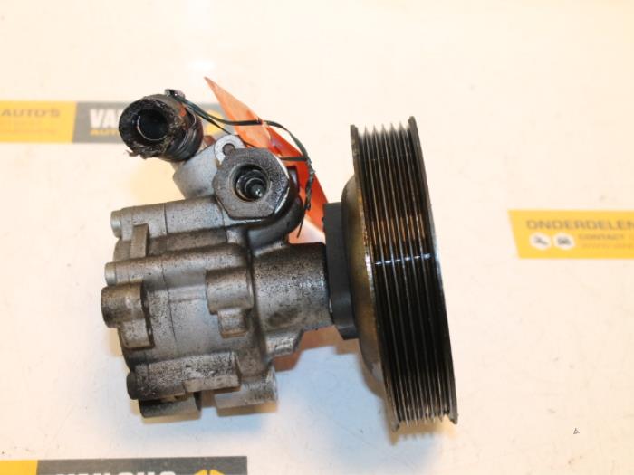 Gebrauchte Lenkkraftverstärker Pumpe Alfa Romeo 147 (937) 1.6 HP Twin Spark 16V Preis € 60,00 Margenregelung angeboten von Van Gils Automotive