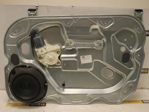 Used Window mechanism 4-door, front right Ford Focus 2 1.4 16V Price € 50,00 Margin scheme offered by Van Gils Automotive