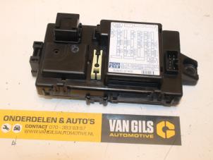 Używane Skrzynka bezpieczników Daihatsu YRV (M2) 1.3 16V DVVT Cena € 75,00 Procedura marży oferowane przez Van Gils Automotive