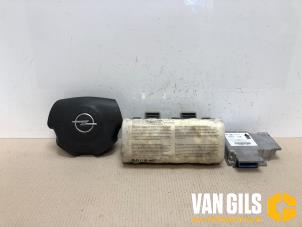 Usagé Kit + module airbag Opel Vectra C 2.2 DTI 16V Prix € 450,00 Règlement à la marge proposé par Van Gils Automotive