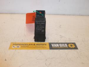 Used Glow plug relay Ford Focus 3 Wagon 1.5 TDCi Price € 30,00 Margin scheme offered by Van Gils Automotive