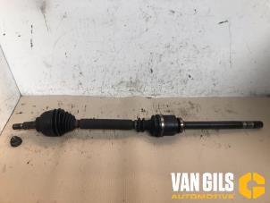 Used Front drive shaft, right Renault Laguna II (BG) 1.9 dCi 120 Price € 74,99 Margin scheme offered by Van Gils Automotive