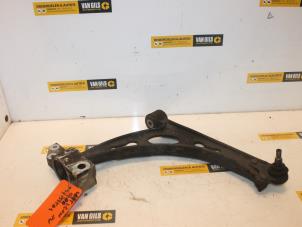 Used Front wishbone, right Seat Leon (1P1) 2.0 TFSI 16V Price € 40,00 Margin scheme offered by Van Gils Automotive