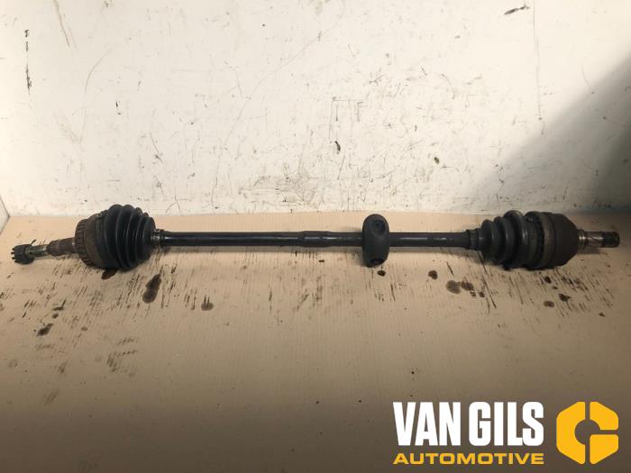 Gebrauchte Antriebswelle rechts vorne Opel Vectra B Caravan (31) 2.0 Di 16V Preis € 35,00 Margenregelung angeboten von Van Gils Automotive