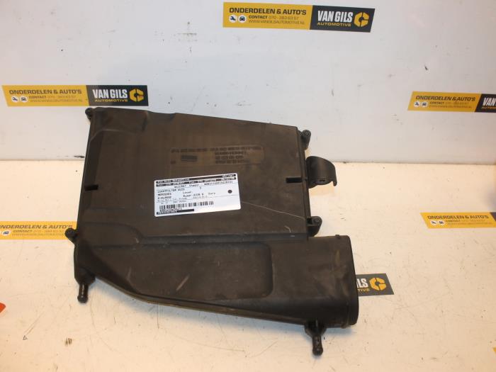 Begagnade Luftfilterhus Mercedes E Combi 4-matic (S211) 3.0 E-280 CDI 24V Pris € 55,00 Marginaltabell erbjuds av Van Gils Automotive