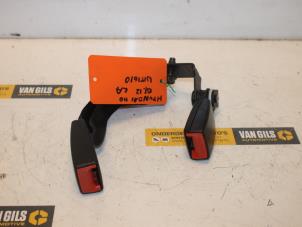 Used Rear seatbelt tensioner, left Hyundai i10 (F5) 1.1i 12V Price € 55,00 Margin scheme offered by Van Gils Automotive