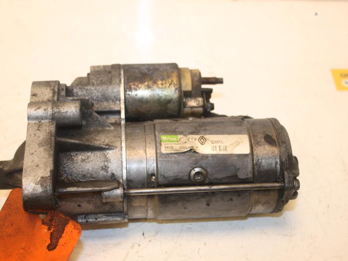 Begagnade Startmotor Renault Laguna II (BG) 2.2 dCi 150 16V Pris € 35,00 Marginaltabell erbjuds av Van Gils Automotive