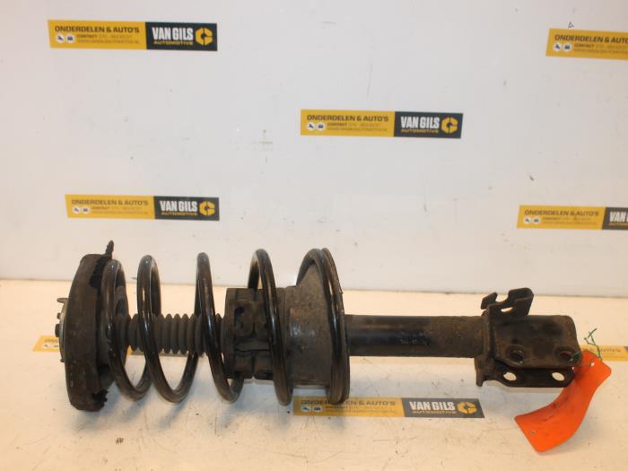 Front shock absorber rod, right from a Renault Megane (BA/SA) 1.6 16V 2002