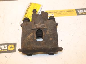 Used Rear brake calliper, left Chrysler PT Cruiser 2.4 16V Price € 65,00 Margin scheme offered by Van Gils Automotive