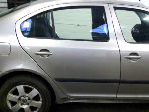 Gebrauchte Tür 4-türig rechts hinten Skoda Octavia (1Z3) 1.6 MPI Preis € 225,00 Margenregelung angeboten von Van Gils Automotive