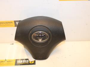 Usagé Airbag gauche (volant) Toyota Corolla (E12) 1.6 16V VVT-i Prix € 75,00 Règlement à la marge proposé par Van Gils Automotive
