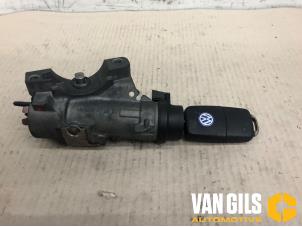 Used Ignition lock + key Volkswagen Passat Variant (3B6) 1.9 TDI 100 Price € 60,00 Margin scheme offered by Van Gils Automotive