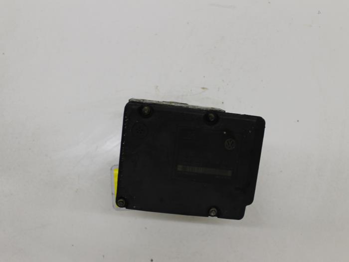 Usagé Bloc ABS Seat Toledo (1M2) 1.9 TDI 110 Prix € 25,00 Règlement à la marge proposé par Van Gils Automotive