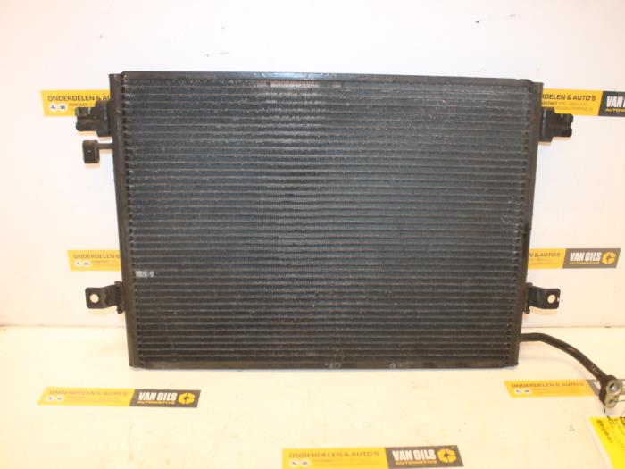 Begagnade AC-radiator Jaguar XJ8 (X308) 4.0 V8 32V Pris € 35,00 Marginaltabell erbjuds av Van Gils Automotive