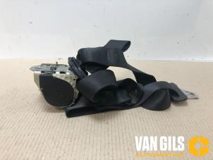 Used Rear seatbelt, left Opel Corsa C (F08/68) 1.4 16V Price € 50,00 Margin scheme offered by Van Gils Automotive