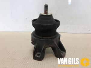 Used Gearbox mount Hyundai Santa Fe II (CM) 2.2 CRDi 16V 4x2 Price on request offered by Van Gils Automotive