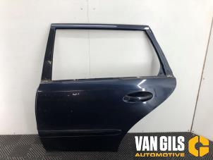 Used Rear door 4-door, left Mercedes E Combi 4-matic (S211) 3.0 E-280 CDI 24V Price € 150,00 Margin scheme offered by Van Gils Automotive
