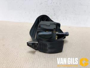 Used Front seatbelt, right Renault Clio II Societe (SB) 1.5 dCi 65 Price € 65,00 Margin scheme offered by Van Gils Automotive