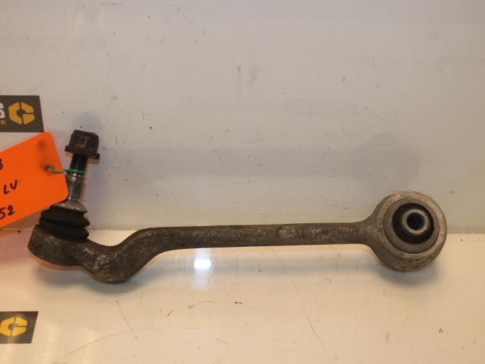 Front wishbone, left from a BMW 3 serie Touring (E91) 320i 16V 2007