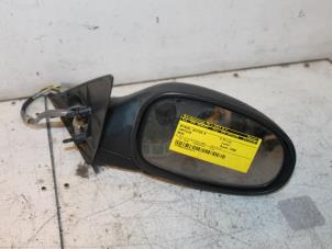 Used Wing mirror, right Chrysler Neon Price € 50,00 Margin scheme offered by Van Gils Automotive