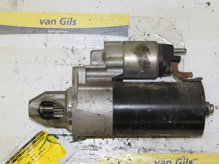 Begagnade Startmotor Mercedes E Combi 4-matic (S211) 3.0 E-280 CDI 24V Pris € 65,00 Marginaltabell erbjuds av Van Gils Automotive