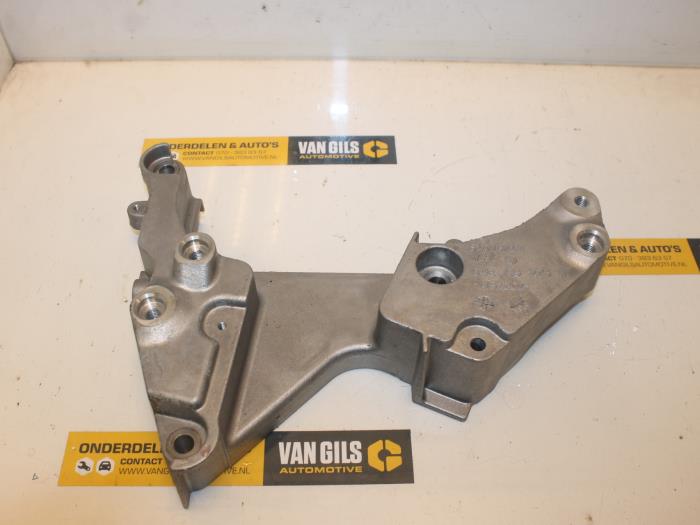 Used Engine mount Volkswagen Passat (3G2) 1.4 TSI GTE 16V Price € 36,30 Inclusive VAT offered by Van Gils Automotive