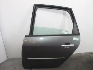 Used Rear door 4-door, left Renault Grand Scénic II (JM) 1.9 dCi 115 Price € 109,00 Margin scheme offered by Van Gils Automotive