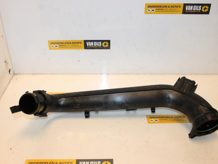 Gebrauchte Intercooler Schlauch Audi A3 Sportback (8VA/8VF) 1.4 TFSI ACT 16V Preis € 36,30 Mit Mehrwertsteuer angeboten von Van Gils Automotive
