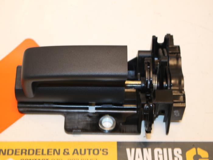 Sliding door handle, right from a Volkswagen Sharan (7N) 1.4 TSI 16V 2015