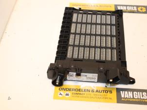 Usados Elemento de calefacción calefactor Volkswagen Touran (5T1) 2.0 TDI 190 Precio € 131,89 IVA incluido ofrecido por Van Gils Automotive