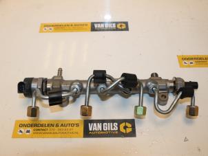 Used Fuel injector nozzle Volkswagen Golf VII (AUA) 1.6 TDI 16V Price € 98,01 Inclusive VAT offered by Van Gils Automotive