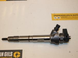 Used Injector (diesel) Volkswagen Golf VII (AUA) 1.6 TDI 16V Price € 60,50 Inclusive VAT offered by Van Gils Automotive