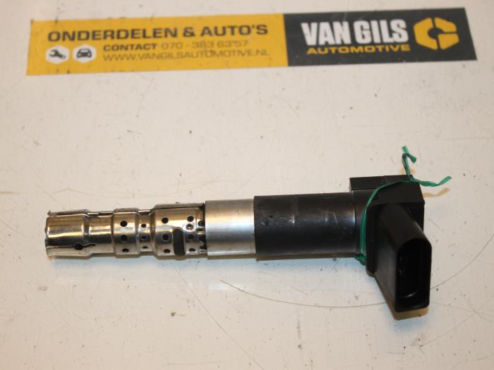 Usagé Broche bobine Volkswagen Passat Variant (3B6) 2.3 V5 20V Prix € 20,00 Règlement à la marge proposé par Van Gils Automotive