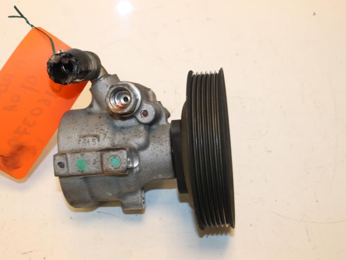 Gebrauchte Lenkkraftverstärker Pumpe Alfa Romeo 147 (937) 1.6 HP Twin Spark 16V Preis € 60,00 Margenregelung angeboten von Van Gils Automotive