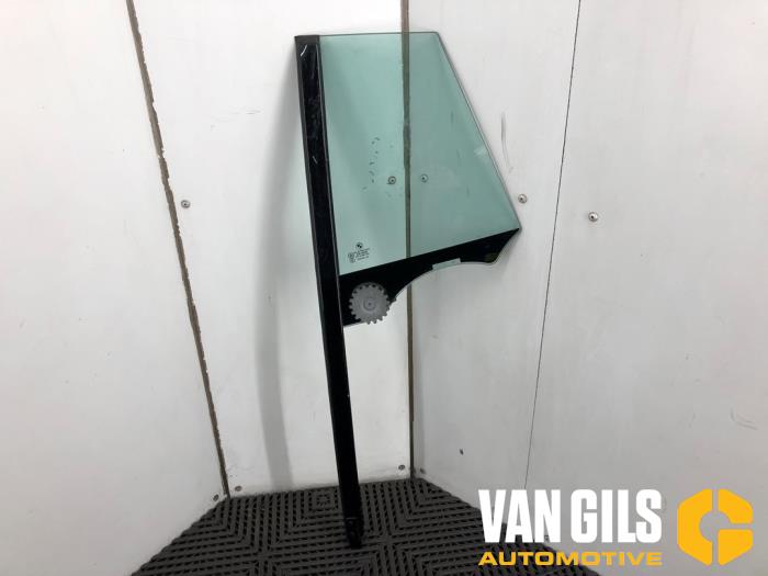 Usados Ventanilla triangular izquierda detrás BMW 5 serie Gran Turismo (F07) 535d 24V Precio € 55,00 Norma de margen ofrecido por Van Gils Automotive