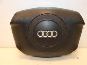 Używane Poduszka powietrzna lewa (kierownica) Audi A6 Avant (C5) 2.4 V6 30V Cena € 75,00 Procedura marży oferowane przez Van Gils Automotive
