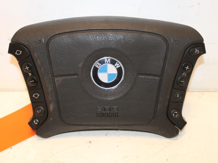 Airbag gauche (volant) d'un BMW 7 serie (E38) 740i/iL 4.4 V8 32V 1996