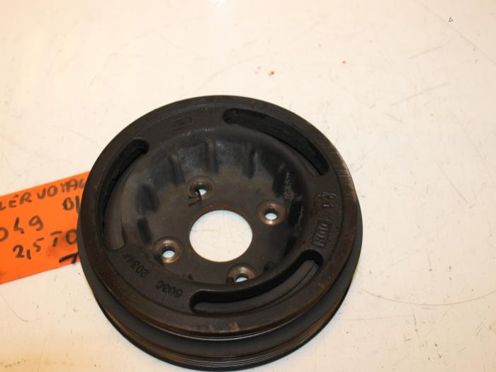 Crankshaft pulley from a Chrysler Voyager/Grand Voyager 2.5 TDiC 2002