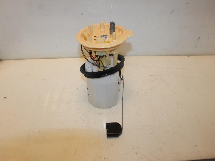 Begagnade Boosterpump Volkswagen Touran (5T1) 2.0 TDI 110 Pris € 131,89 Inklusive moms erbjuds av Van Gils Automotive