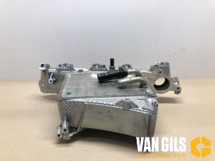 Used Intake manifold Volkswagen Touran (5T1) 2.0 TDI 150 Price € 242,00 Inclusive VAT offered by Van Gils Automotive