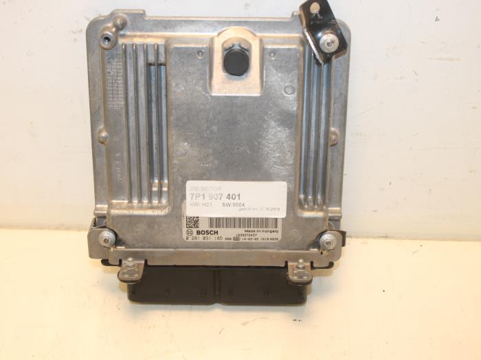 Used Engine management computer Volkswagen Touareg (7PA/PH) 3.0 TDI V6 24V BlueMotion Technology SCR Price € 423,50 Inclusive VAT offered by Van Gils Automotive