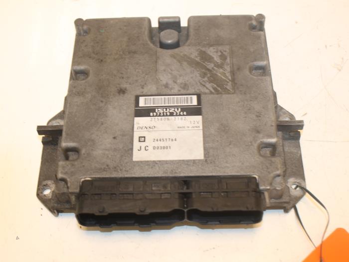 Used Engine management computer Opel Signum (F48) 3.0 CDTI V6 24V Price € 150,00 Margin scheme offered by Van Gils Automotive